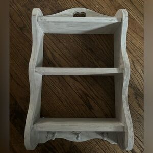 Farmhouse shelf